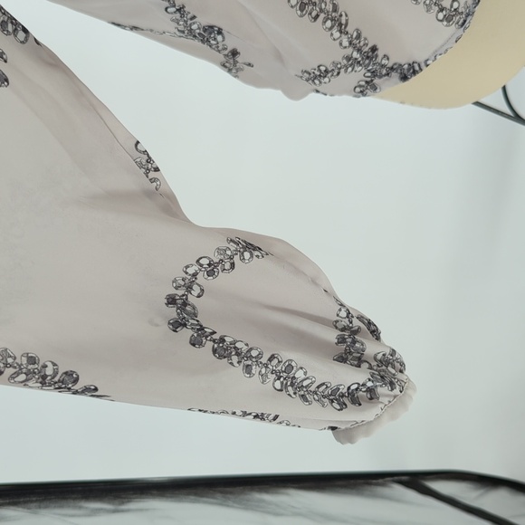 Joe Fresh Jewel Print Blouse Gray S causal Business casual preppy chiffon - Picture 4 of 8